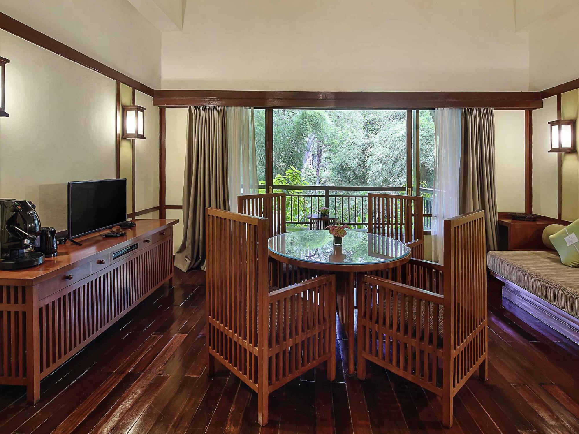 Hotel Ibis Styles Bogor Raya Extérieur photo