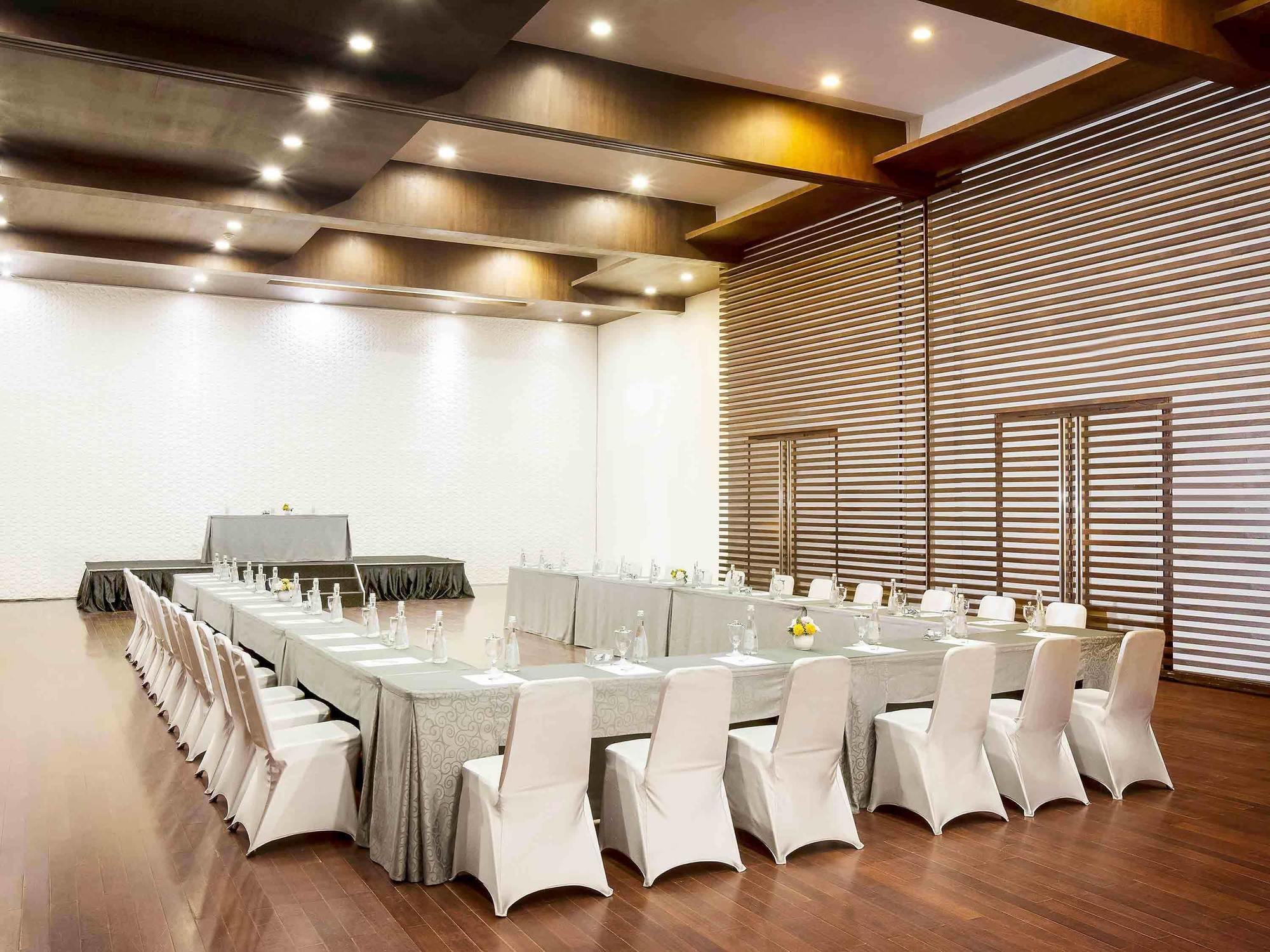 Hotel Ibis Styles Bogor Raya Extérieur photo